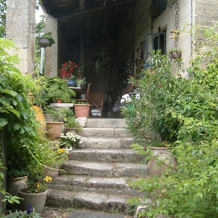 ユゼ Moulin Du Pont D'Alzon Bed & Breakfast エクステリア 写真